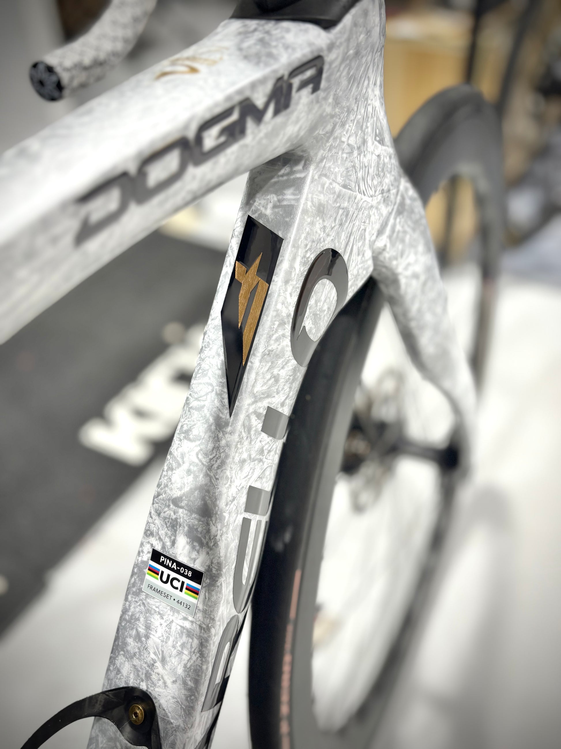 Pinarello Dogma F